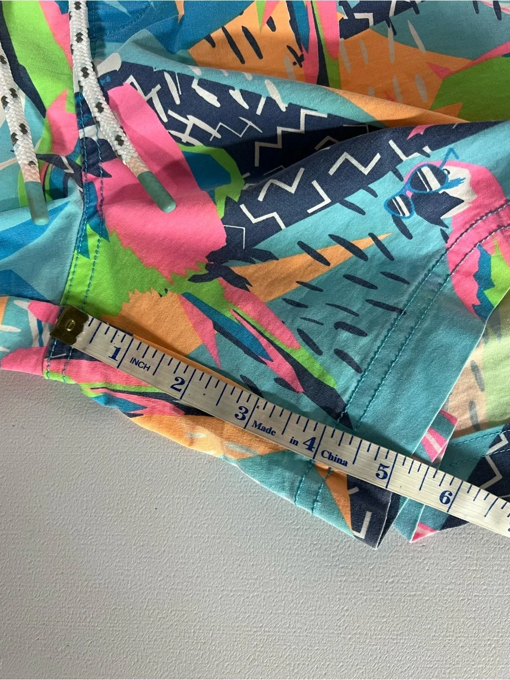 Party Pants Pink Parrot Swim Trunks Unlined Mens Medium